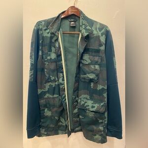 Nike Camo Jacket Green Mens Large Long Sleeve 928621-372 Camouflage